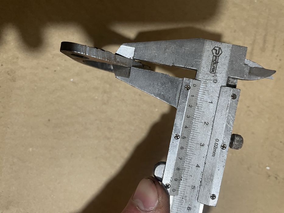 Фланец выхлопной трубы