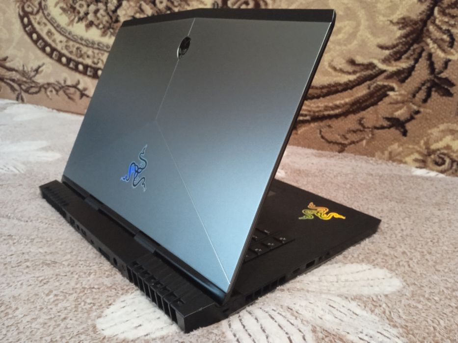 Ігровий ноутбук Alienware R3 / i7 / GTX 1060