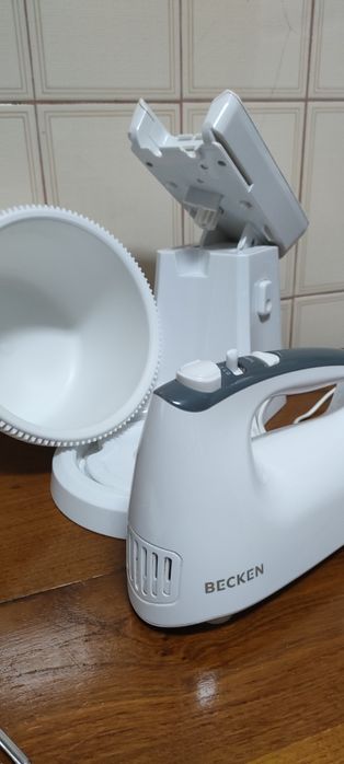 Batedeira de Bolos Becken