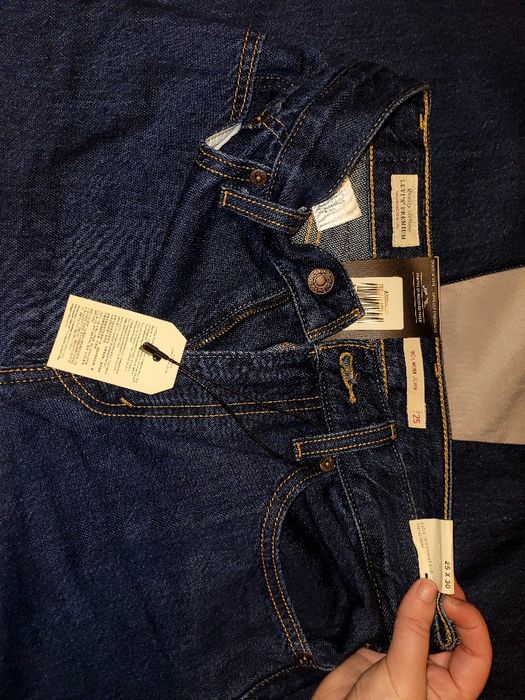 Calças Levis W 25 L 30 para mulher novas com etiqueta