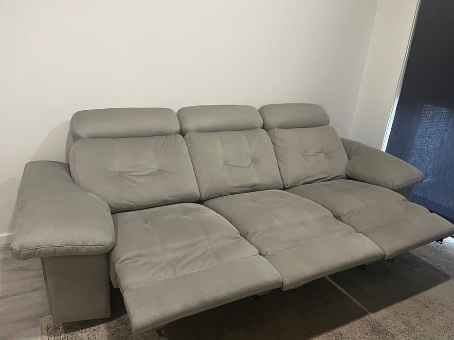 Sofá 3 lugares, eléctrico em microfibra
