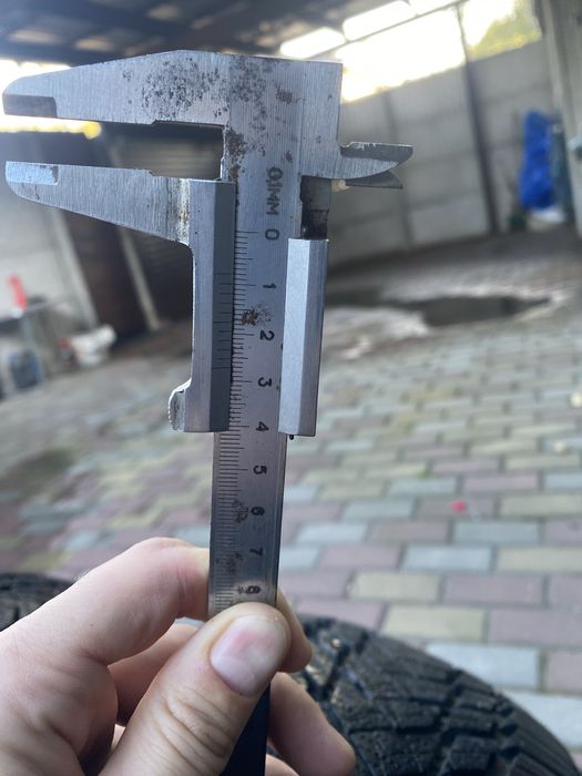 Продам мʼякі та тихі Шини R17/225/60