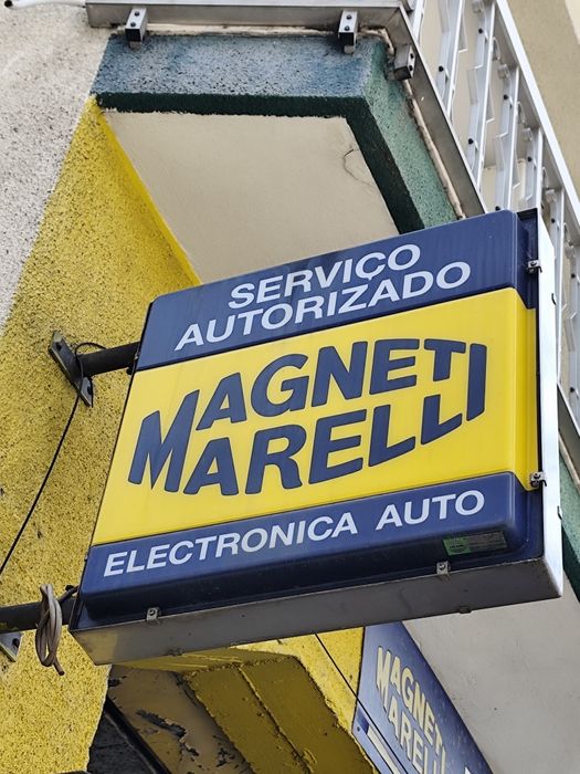 Placa magneti marelli luminosa