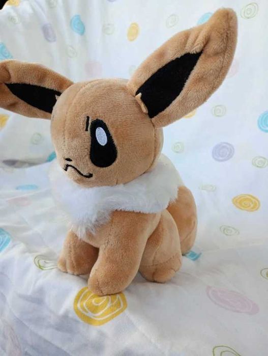 Pokemon peluche do pokémon eevee da takara tomy
