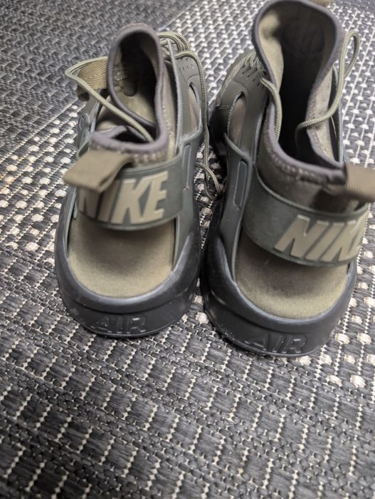 Кросівки  Nike в ідеальному стані