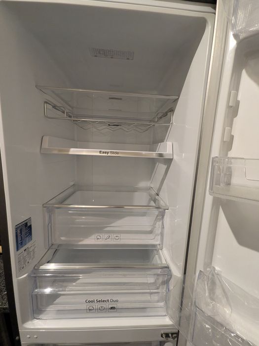 Frigorífico combinado SAMSUNG em ótimo estado