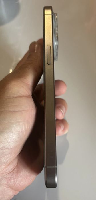 Vendo Iphone 15 Pro Max 256gb