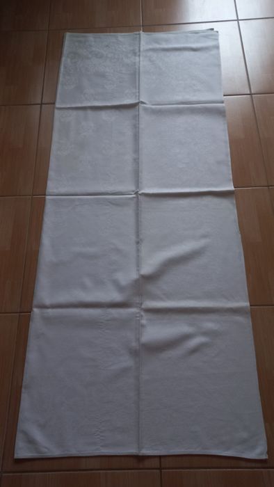 Obrus adamaszkowy 128x153