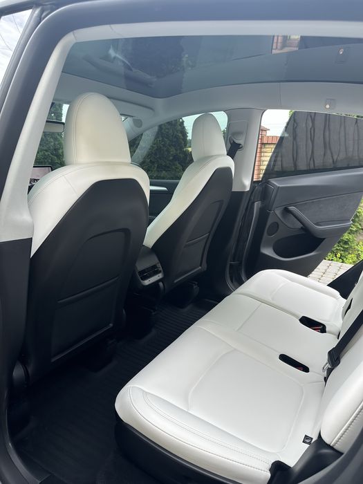 Tesla Model Y Long Range Dual Motor 2024 82.5 кіловат
