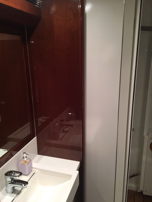 Яхта Princess V65