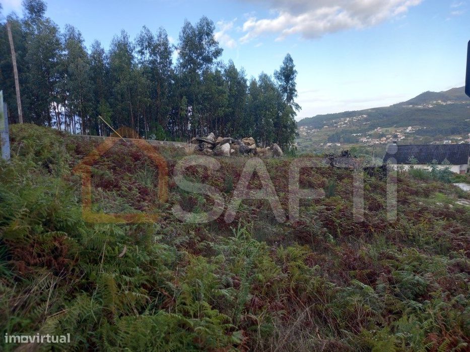 Terreno para construção com 1000m2 — Barbeita, Viana do Castelo