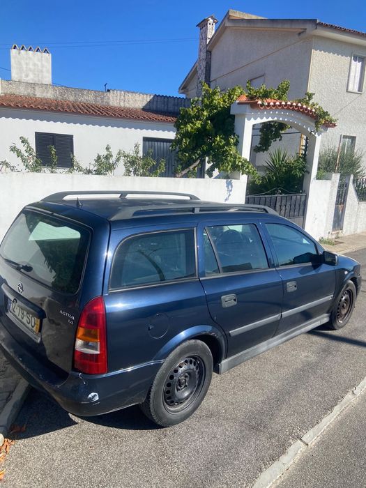 Opel Astra Blue
