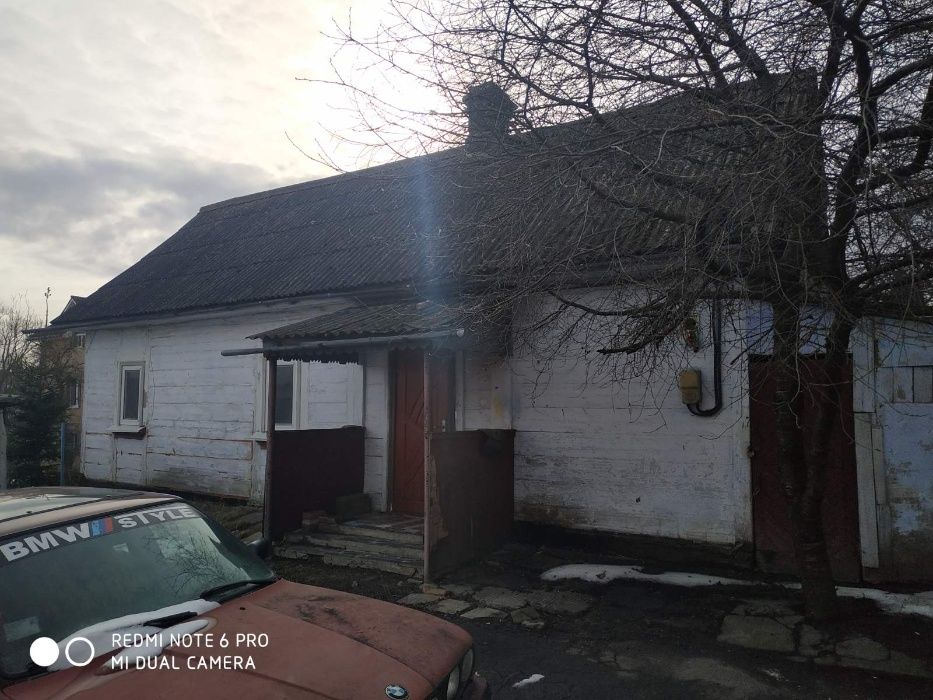 Продам будинок з земельною ділянкою в м. Рівне по вулиці Тиннівська