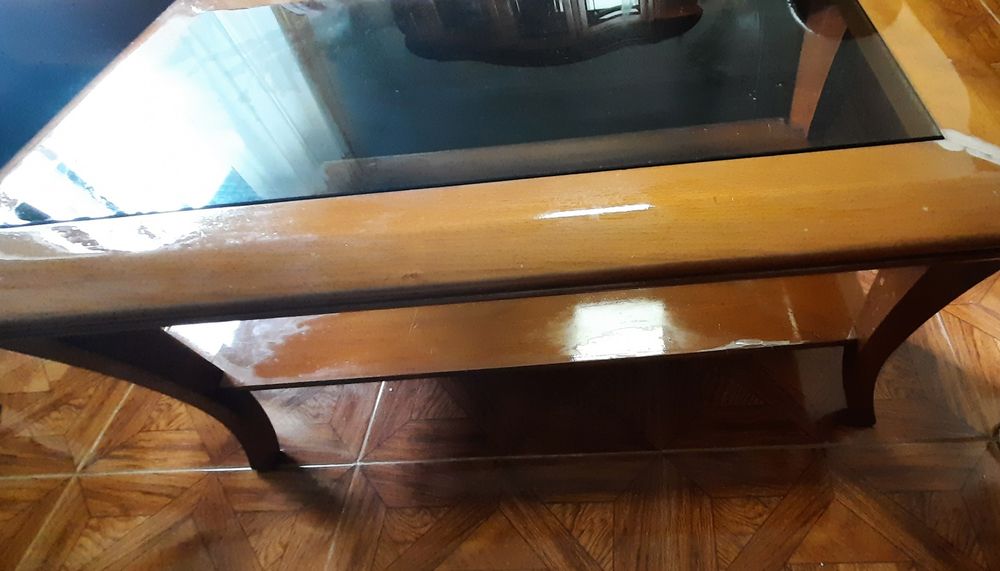 Mesa centro sala em cerejeira