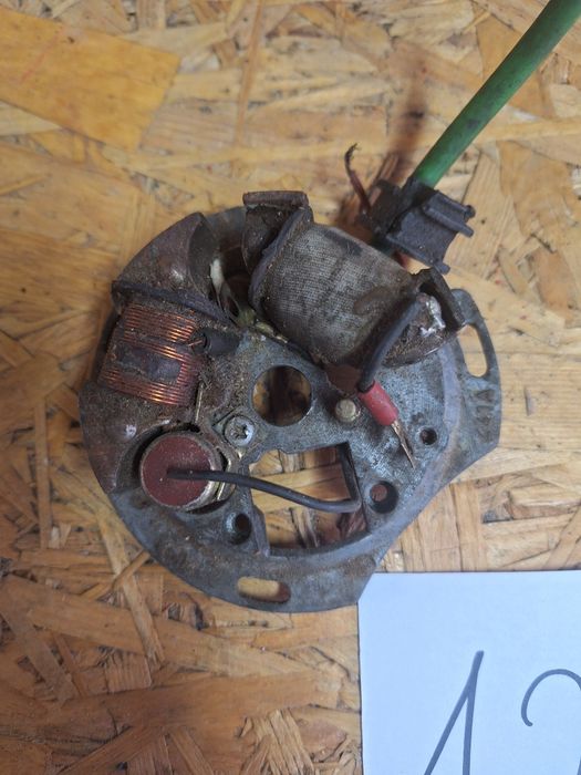 Iskrownik romet komar motorynka