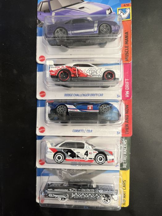 Miniaturas HotWheels 1/64 (Novos)