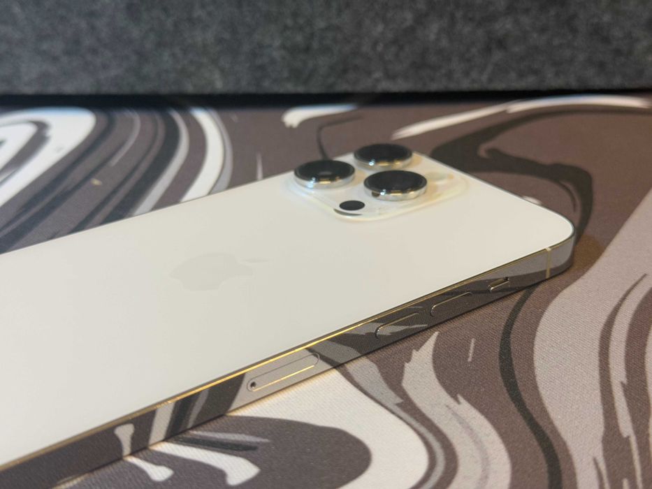 Iphone 14 pro max 512gb *Como Novo*