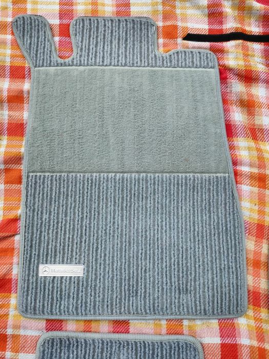 Dywaniki Mercedes CLK W208 C208