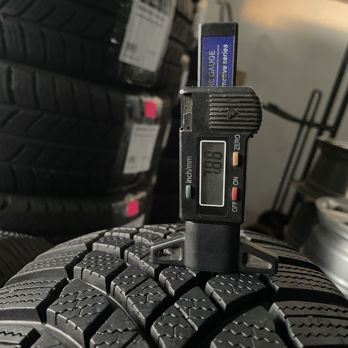 Шини 215/65/17 - 4шт Bridgestone Blizzak LM005