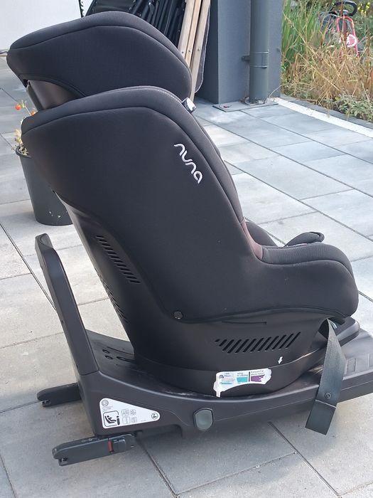 Obrotowy fotelik Nuna Rebl Plus 360° ISOFIX • Bezwypadkowy • Stan BDB + 2 pokrowce