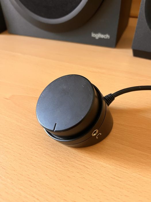 Colunas 2.1 LOGITECH Z333 - Subwoofer