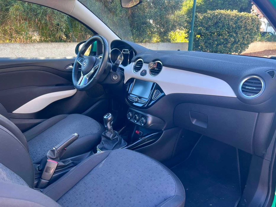 Opel Adam Glam, edição Limitada