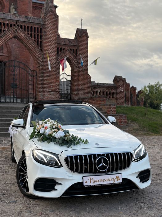 Auto do ślubu Mercedes E klasa AMG