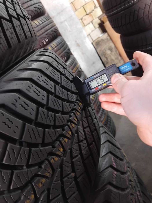 Шини бу 215/50 R17 Kumho WinterCraft WP71 Комплект Зима