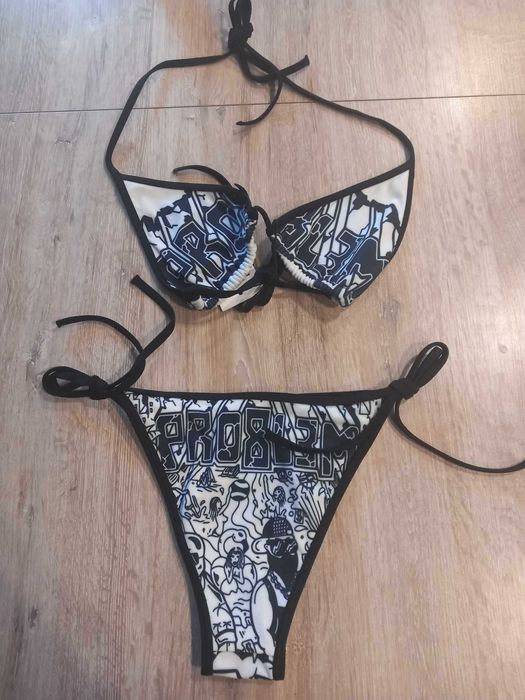 Pro8l3m Bikini Art Brut 2