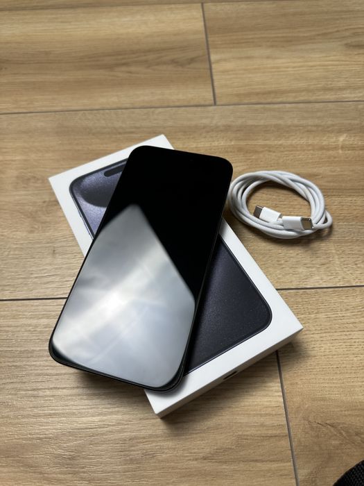 Apple iPhone 15 PRO MAX 256GB super stan, komplet!