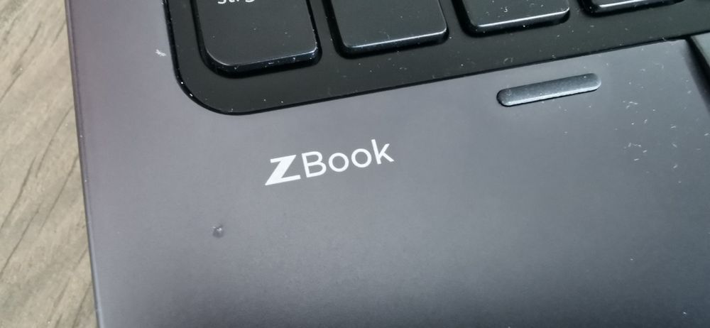 Laptop Zbook  i7 8gb Quadro 2100m 2GB