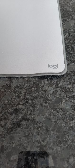 Logitech Desk Mat Studio Series Szary