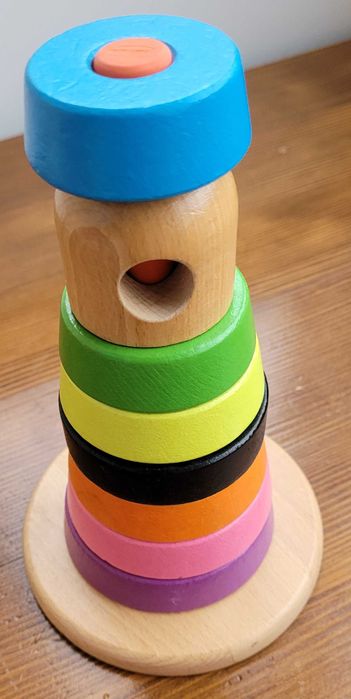 Дерев'яна пірамідка