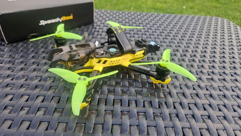 Dron FPV Speedybee Master 3x gps