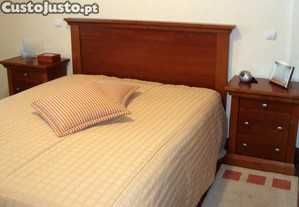 Quarto de casal em cerejeira da Movéme