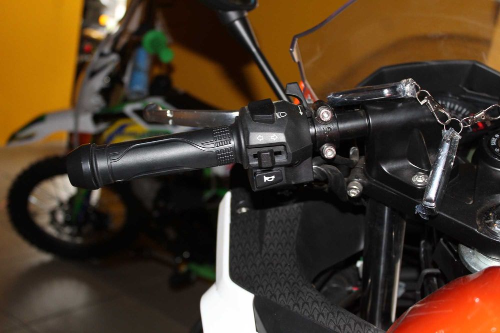 Мотоцикл ML250 CBR (REPSOL)