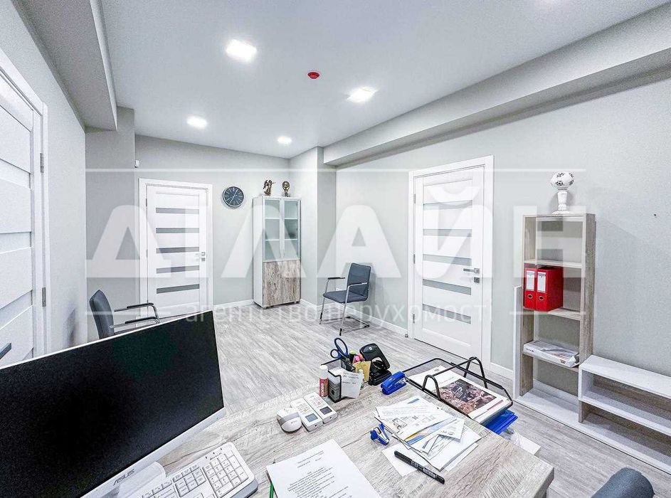 Новий офіс в центрі міста Запоріжжя.