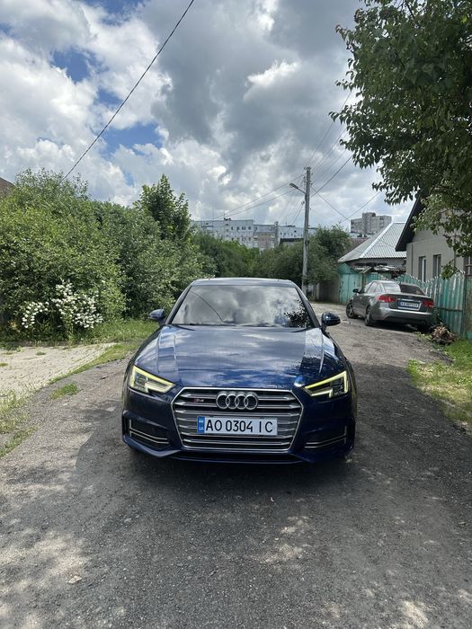 Audi A4 Premium Plus 2017