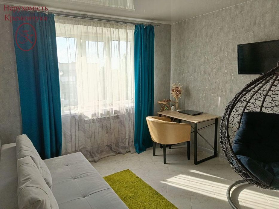 Продам/ 2х кімнатна/ Власівка