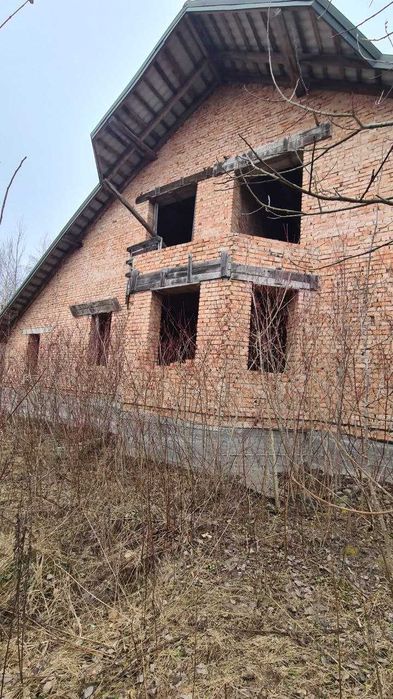 Продається будинок+земельна ділянка 10 сот.в Угриневі