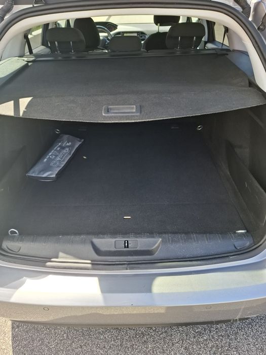 Peugeot 308 SW em Excelente Estado | GPS | Android Auto & Apple CarPla