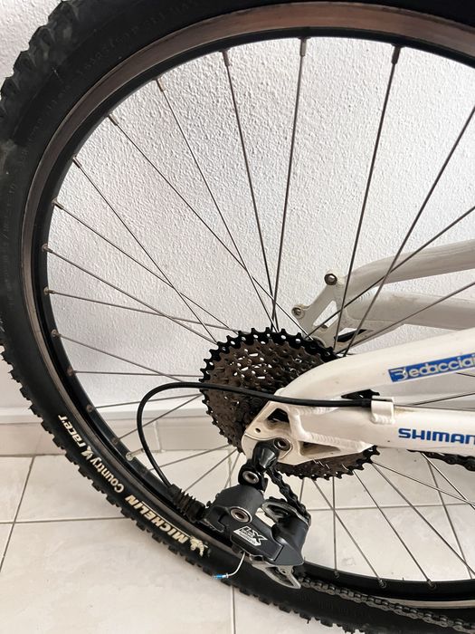 La pierre mountain bike