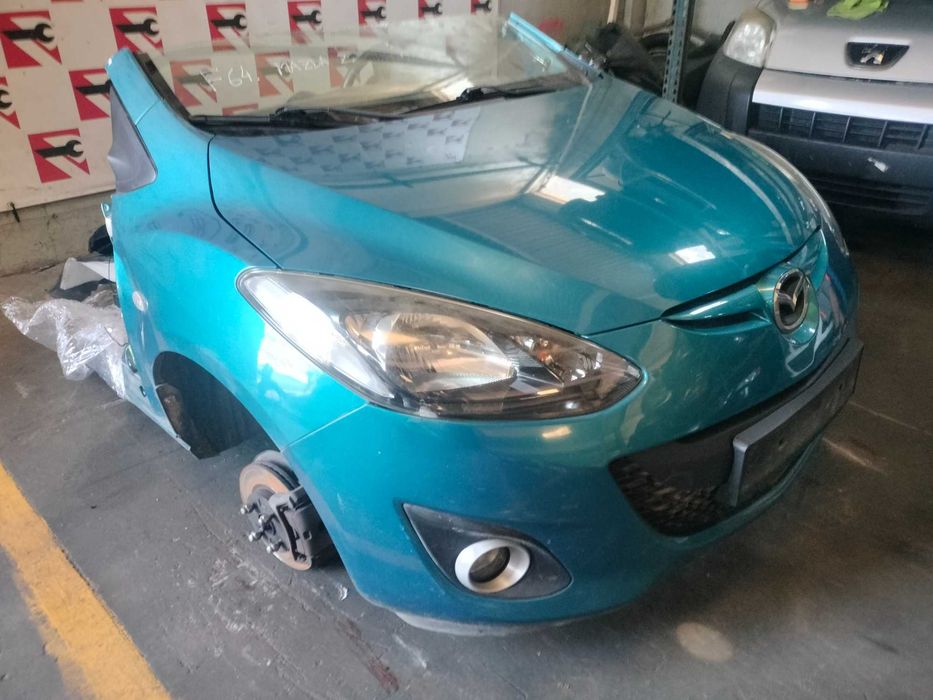 Frente Completa Mazda 2 1.3i 2012 #F64