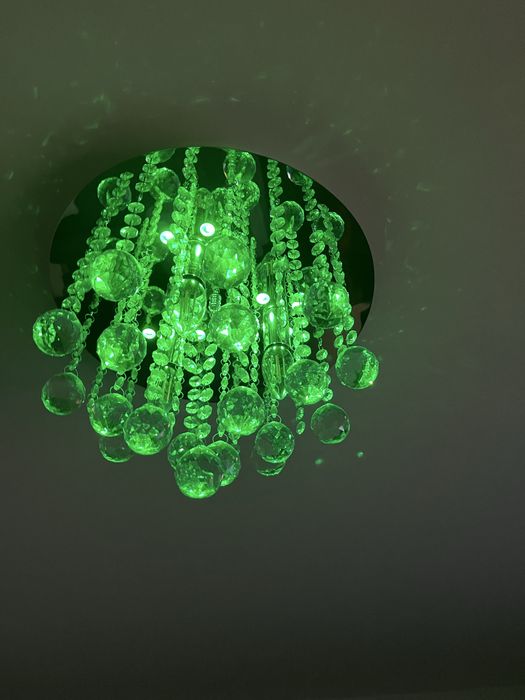 Lampa sufitowa(plafon)z pilotem i zarówkami led + podswietlenie RGB