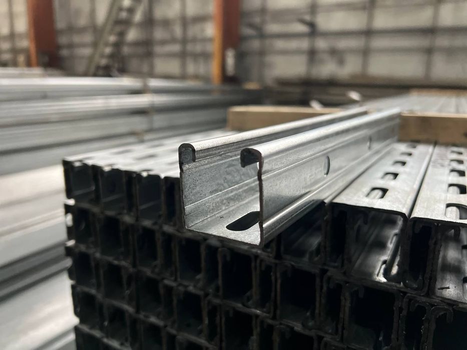 Профіль Солар(Solar) Strut оцинкований під монтаж сонячних панелей.
