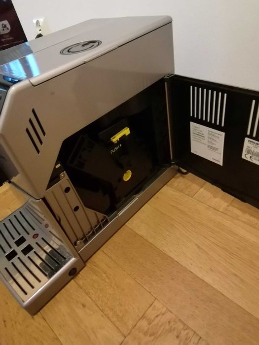 Sprzedam ekspres do kawy Philips HD8834