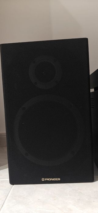Aparelhagem Pioneer com duas colunas Pioneer de origem
