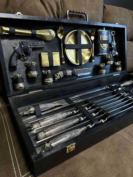 Подарунок який здивує всіх! Подарок набір шампурів у кейсі! Шампура!