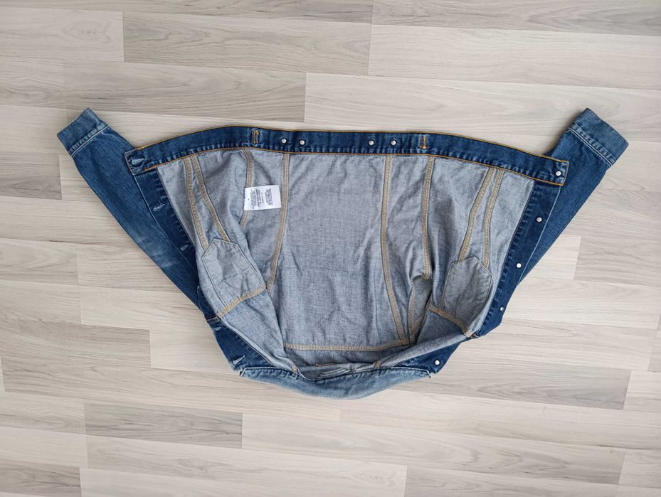 Куртка джинсова жіноча LEVIS розмір М