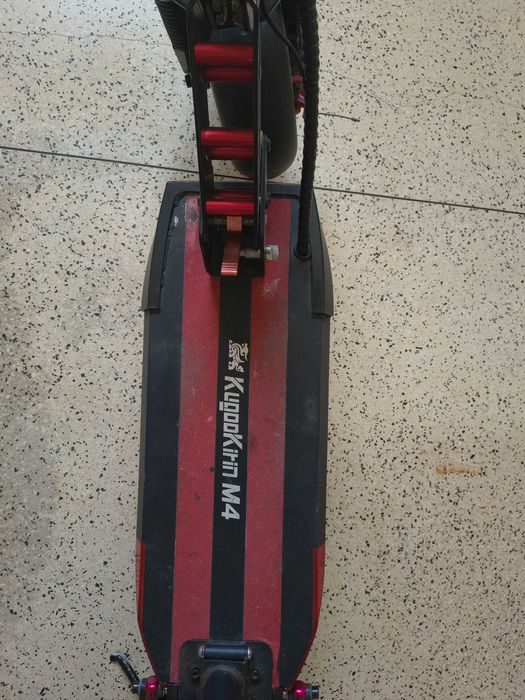 Trotinete Kukirim M4